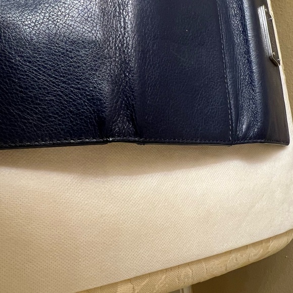 Marc Jacobs Dark Navy Leather Wallet EUC - Picture 4 of 12
